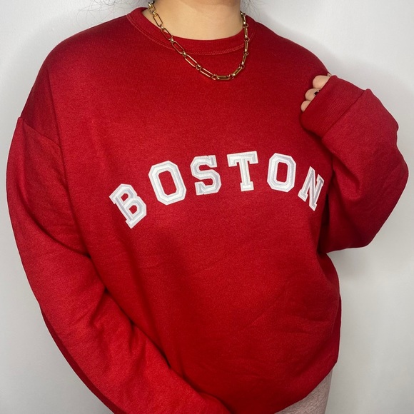 last 1βοΈNWT Boston College Fleece Crewneck Sweater - Picture 2 of 4